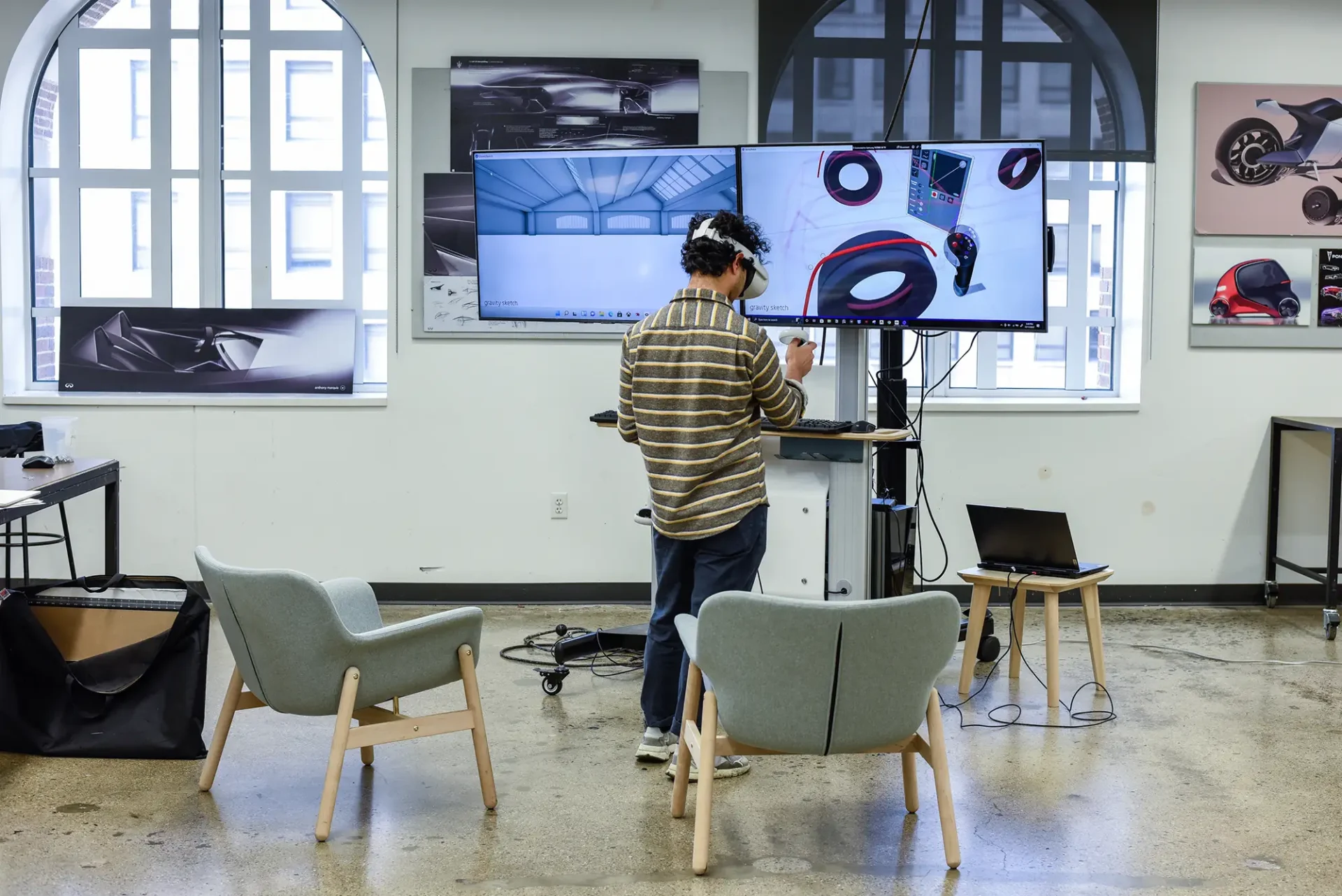 Student working in VR on a mobility project.